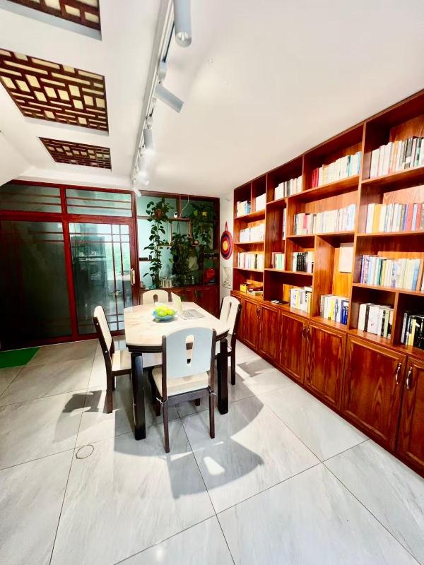 Jie hu er ju hostel - image 22