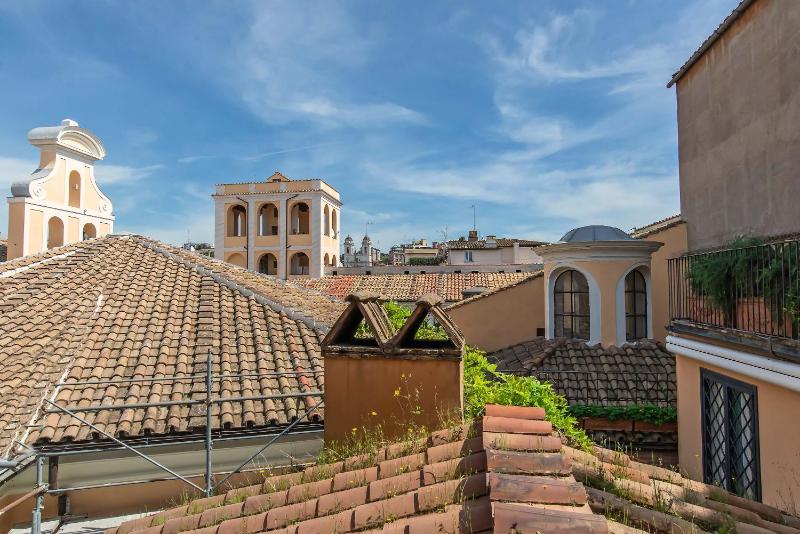 Palazzo Goldoni Condotti Collection - image 3