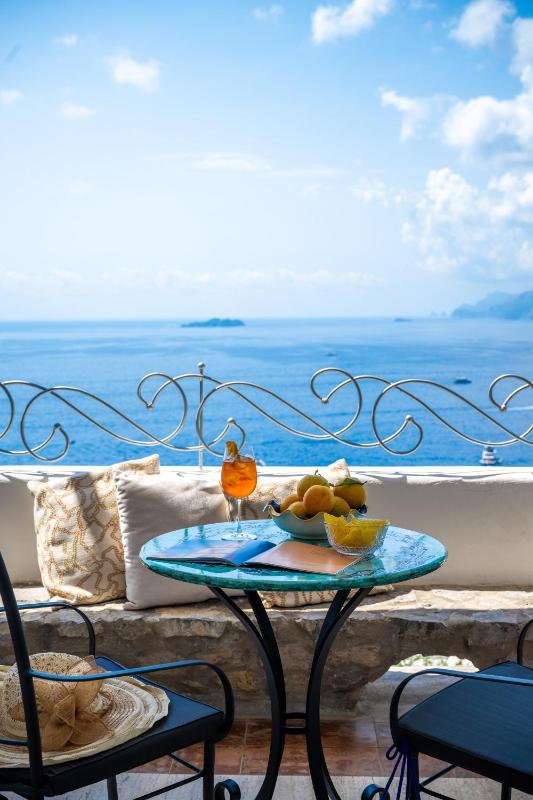 Villa Santa Chiara Positano Suites - image 14