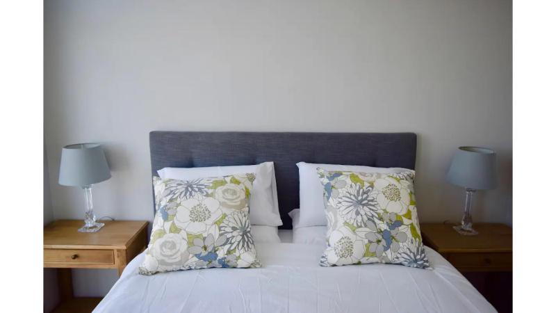 1Bedroom With TableMountain View - image 6