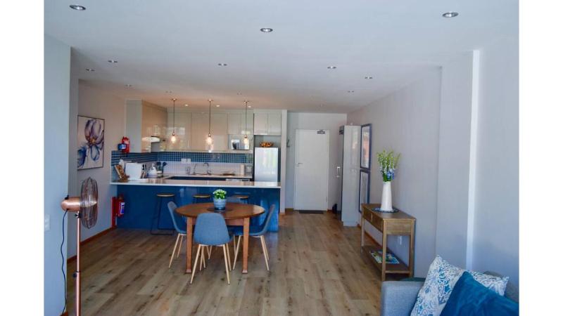 1Bedroom With TableMountain View - image 16