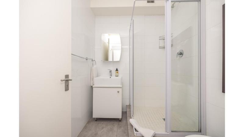 1Bedroom With TableMountain View - image 9