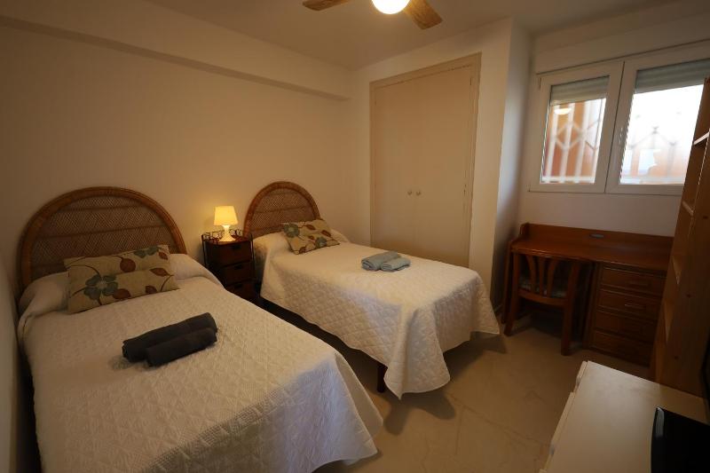 Apartamento frente al mar con terraza Alicante By Turihome - image 15