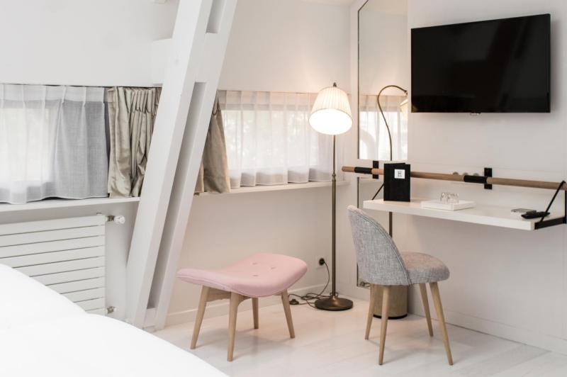 Superior Double Room image 2
