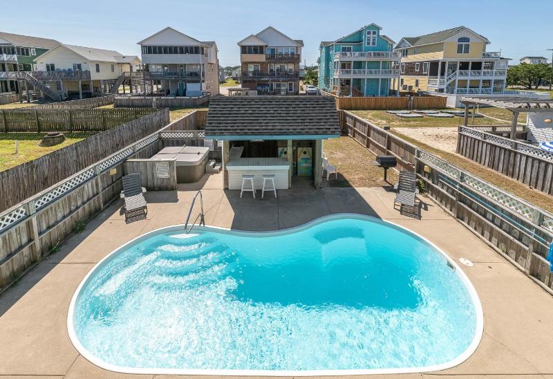 Lollygaggers - KDH MP 9.5 170 Yds to Beach Elevator Pool Cabana Hot Tub Rec Room Pets OK YR Flex Stays - image 1