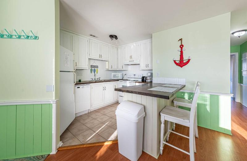 Loggerhead Landing - KDH MP 8.5 2 BR Condo Steps to the Beach Pets OK YR Flex Stays - image 29