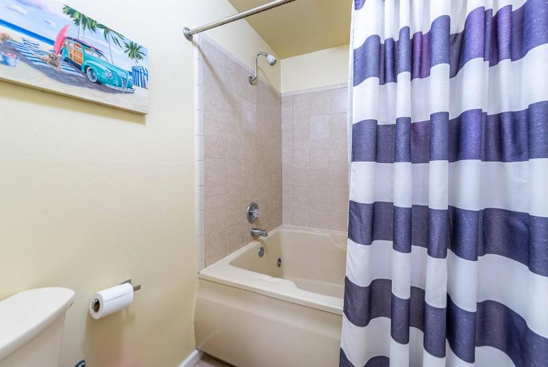 Loggerhead Landing - KDH MP 8.5 2 BR Condo Steps to the Beach Pets OK YR Flex Stays - image 15