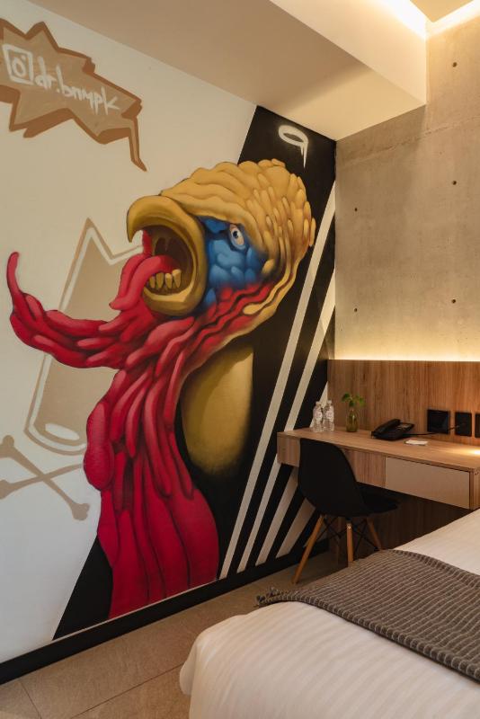Street Art Hotel Roma - image 39