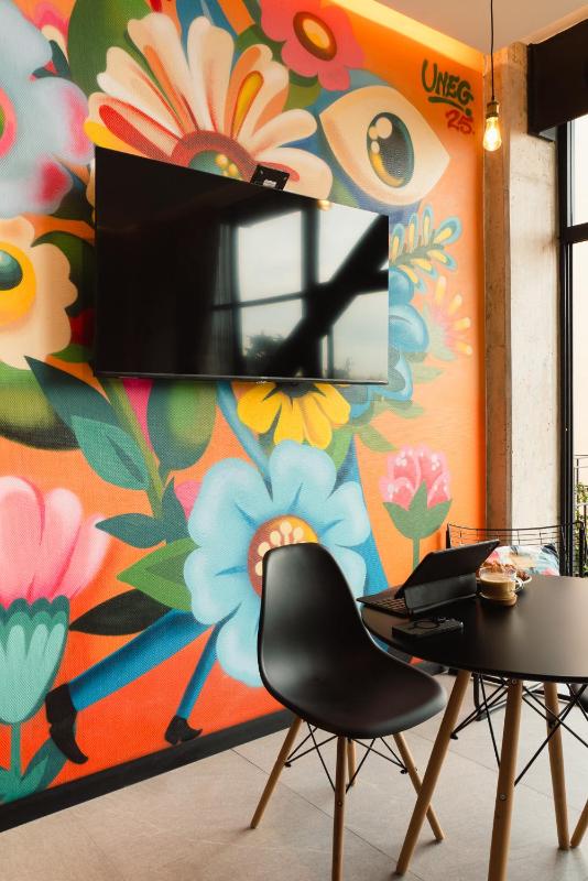 Street Art Hotel Roma - image 17