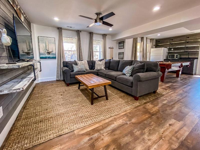 OBX-tra - Corolla Whalehead 440 Yds to Beach Pool Table Pool Hot Tub Pets OK - image 24