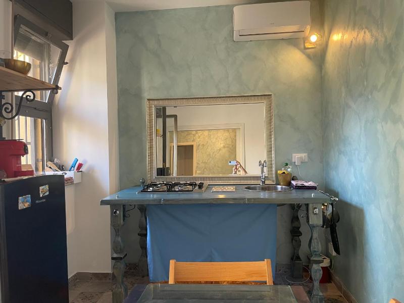 Leopardi Holiday Home a due passi dal mare - image 12