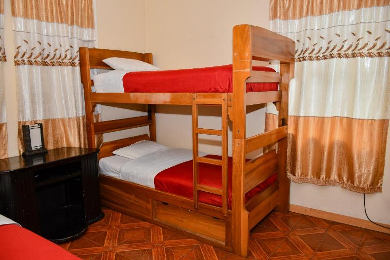 Hostal Bolívar Inn - image 10