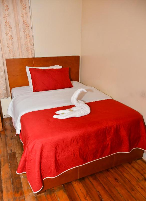 Hostal Bolívar Inn - image 16