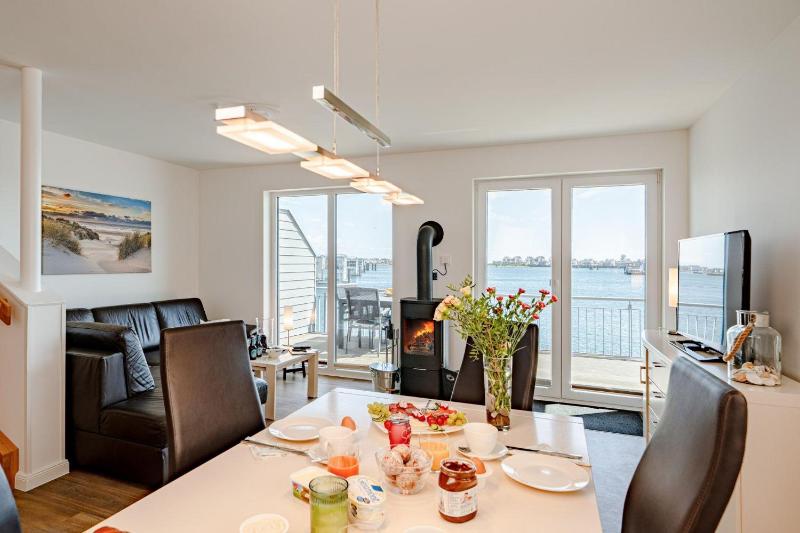 Schleivilla-Hafenblick-by-Seeblick-Ferien-ORO-Sauna-direkte-Wasserlage - image 21