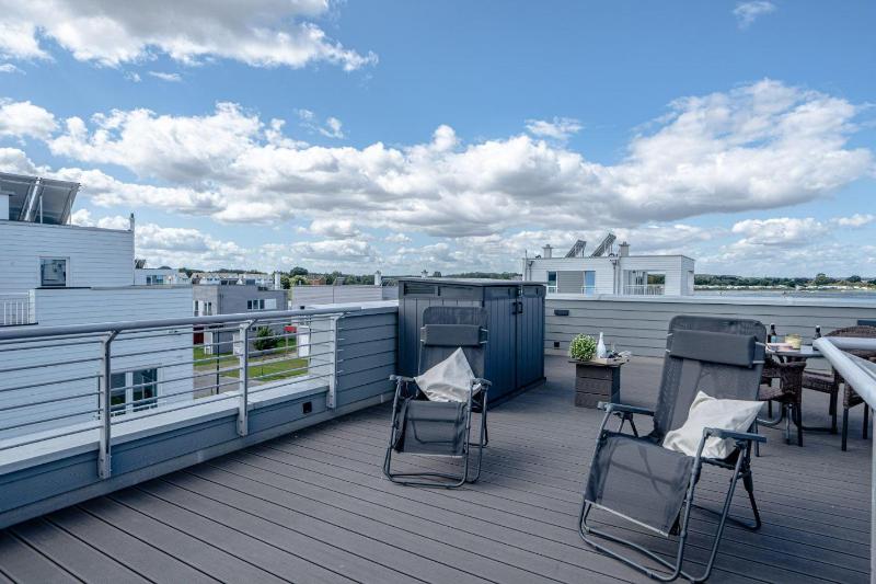 Schleivilla-Hafenblick-by-Seeblick-Ferien-ORO-Sauna-direkte-Wasserlage - image 8