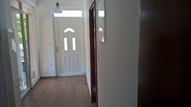 Apartment with Garden View image 3