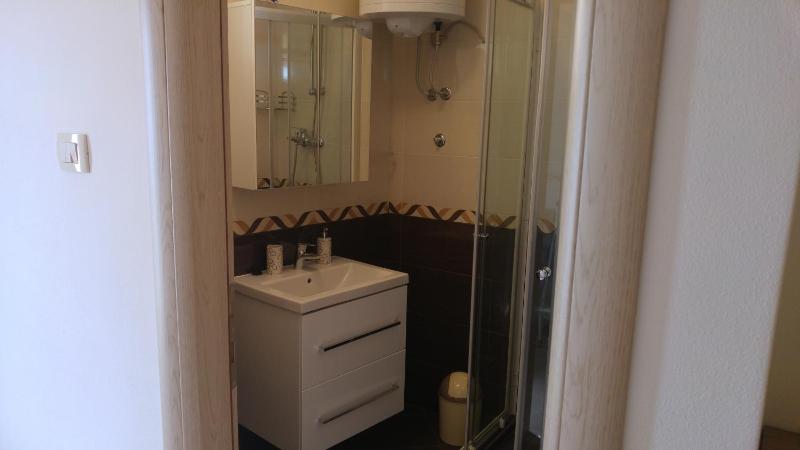 Double Room image 4