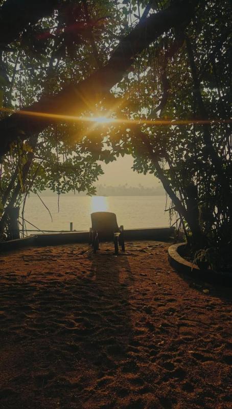 Lakefront Beach Homes - image 44