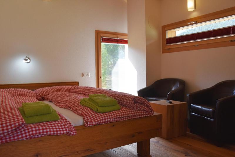 Deluxe Double Room with Shower image 3