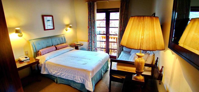 Triple Room with Balcony image 1