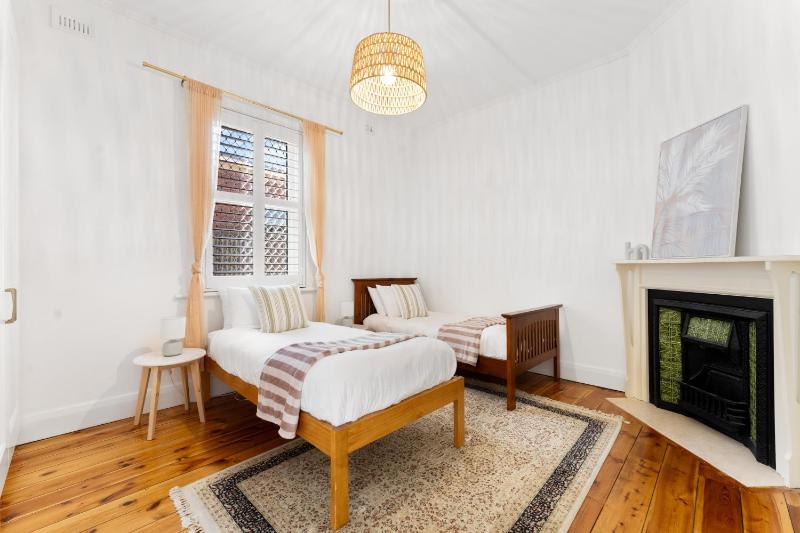Herringbone Cottage - Unique Garden Escape CBD - image 8