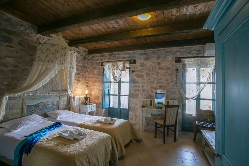 Triple Room image 1