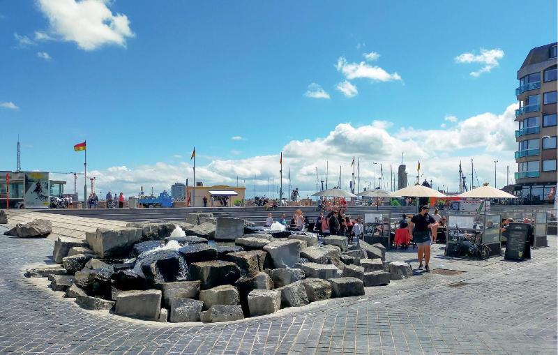 Beach Front Apartment In Oostende With Wifi - image 15