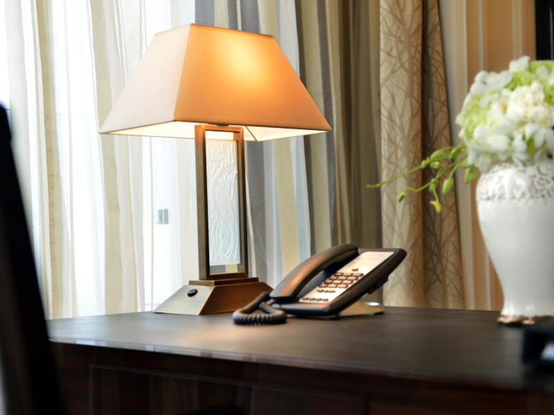 RenHe Spring Hotel - image 12