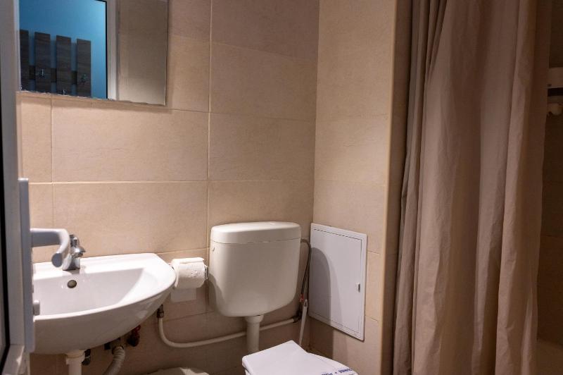 Hotel Dobrogea - image 14
