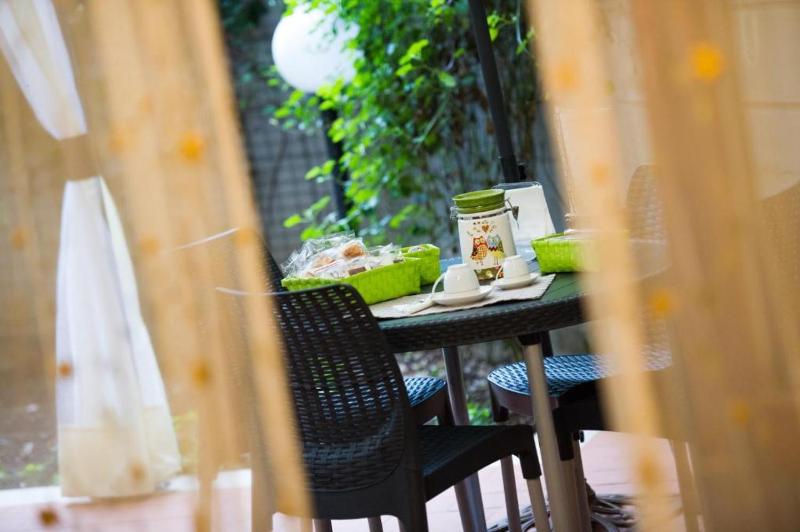 Domus al Parco Guest House - image 1
