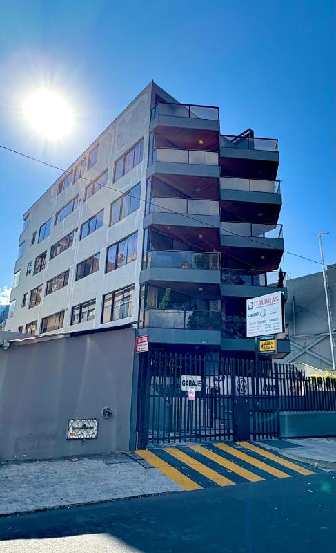 Olympus Apartments - Parque La Carolina Quito - image 12
