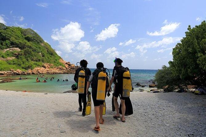 Elvis Beach Resort - image 42