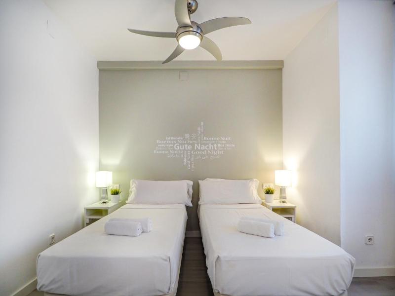 Warm Sands Apartment by Hello Homes Sitges - image 4