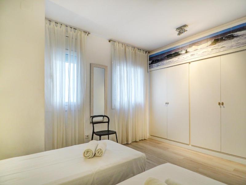 Warm Sands Apartment by Hello Homes Sitges - image 15