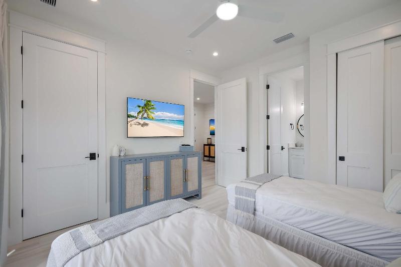 Majestic Summer - Brand New Home Anna Maria Island - image 4