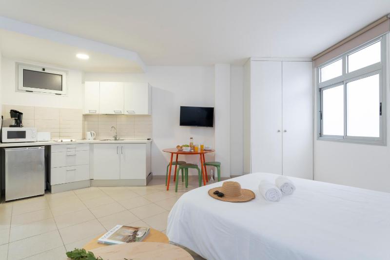 Vivelorural estudio interior en Las Canteras - image 9