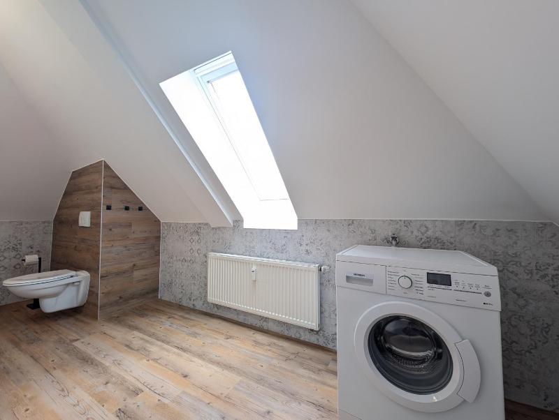 BohnApartments Schiller 7- Penthouse- WLAN- Parking- citynah - image 18