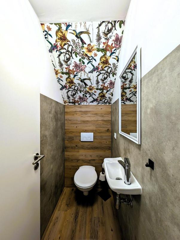 BohnApartments Schiller 7- Penthouse- WLAN- Parking- citynah - image 2
