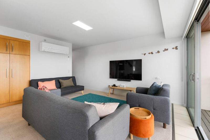 On the Edge of Town Apartment - image 3