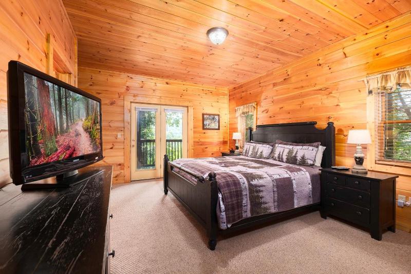 Mountain views and hot tub soaks! - Bear Tracks - image 32