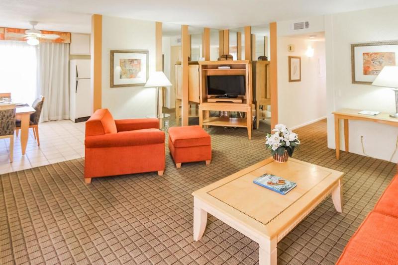 Desert Vacation Villas 2BR Apartment with Resort Access - image 5