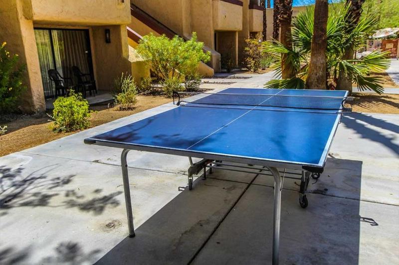 Desert Vacation Villas 2BR Apartment with Resort Access - image 12