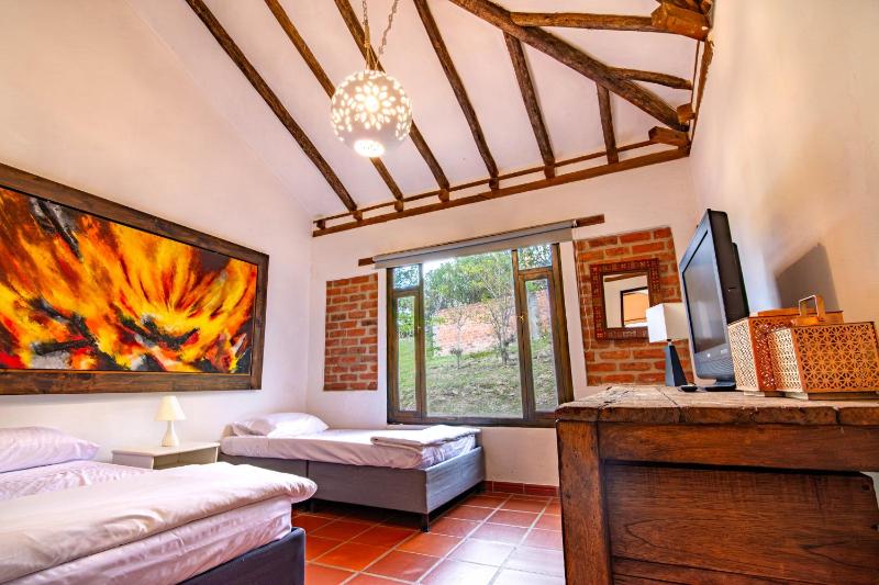 Casa familiar con jacuzzi y vista increíble - image 33