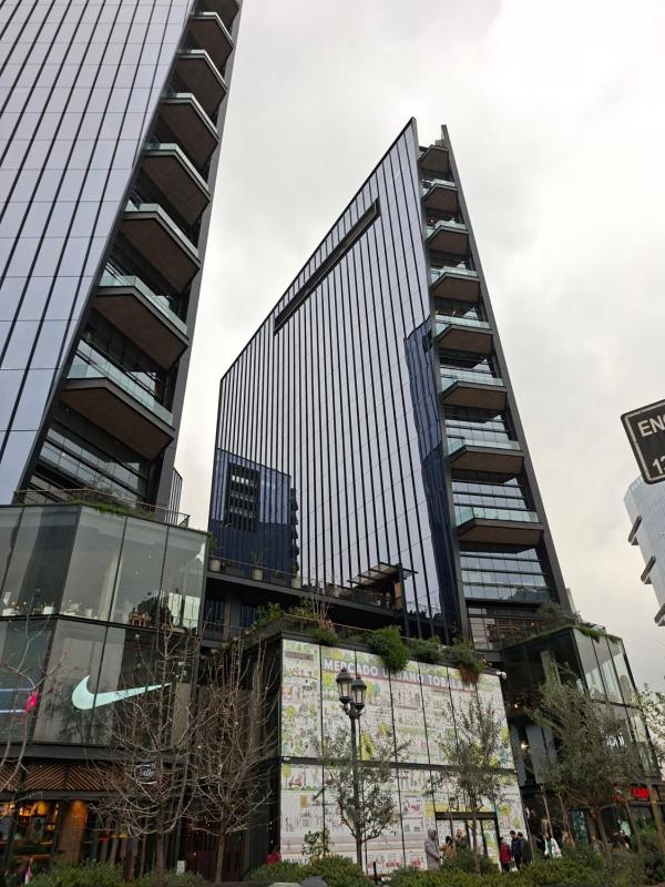 Costanera Center MUT Barrio el Golf - image 1