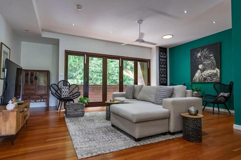 Villa One on Murphy - image 9