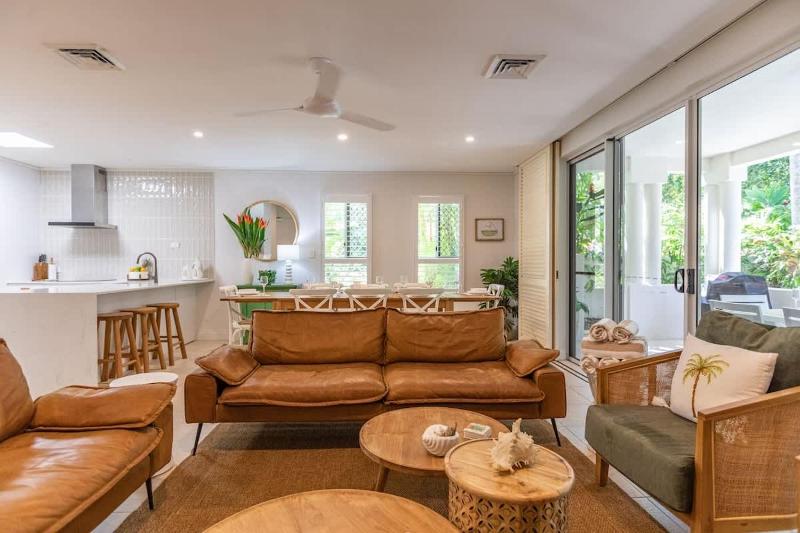Sea La Vie - Port Douglas - image 8