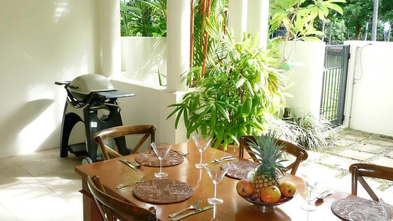 Oceanique - Absolute Beachfront Port Douglas - image 11