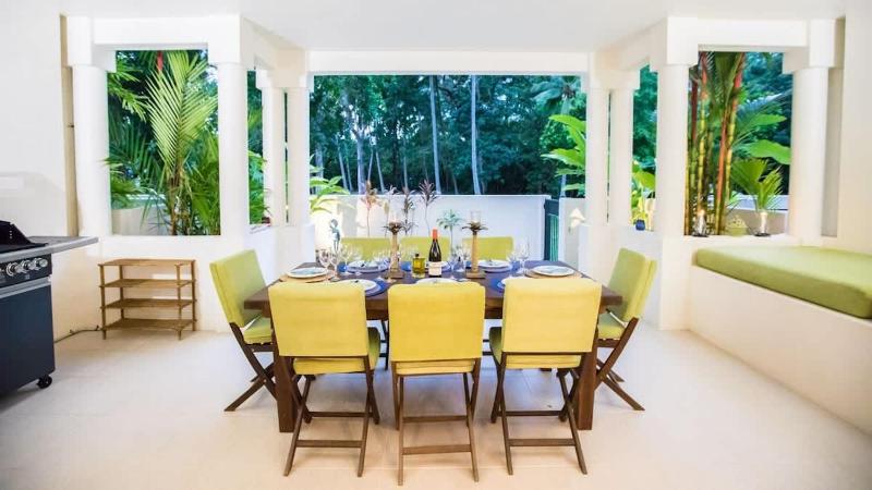 Amaroo Villa - Absolute Beachfront Port Douglas - image 8