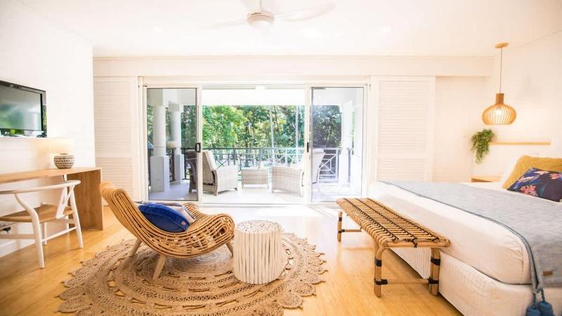Amaroo Villa - Absolute Beachfront Port Douglas - image 28