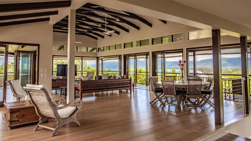 Bangalow - Best View in Port Douglas - image 35
